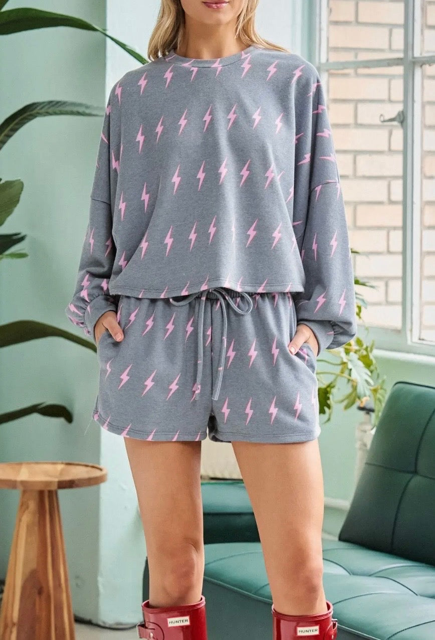 Lightning Print Crew & Short Set Plus Size